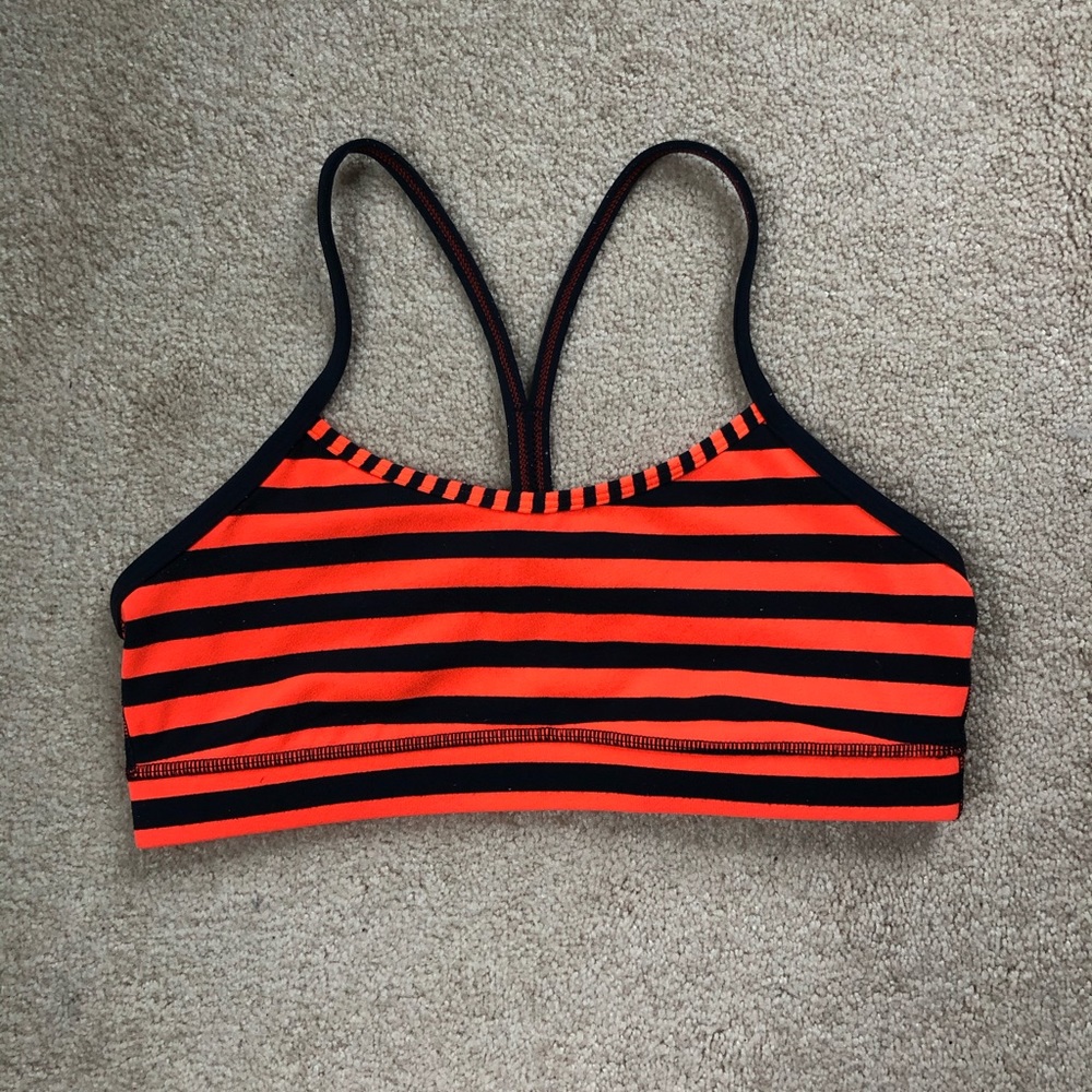 🟣Lululemon Orange and Navy Striped Sports Bra🟣